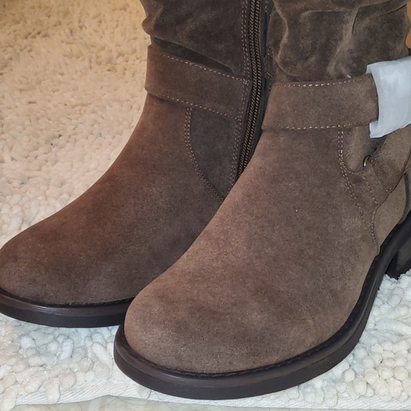 🆕️ NWT Torrid Feaux Suede Boots Size 7W - Picture 7 of 12
